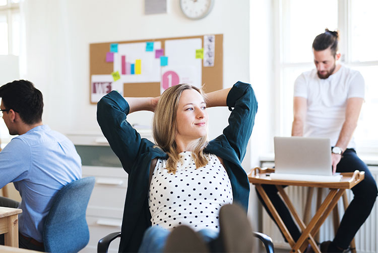 10 Cara Mengatasi Rasa Takut terhadap Penilaian Orang&nbsp;Lain